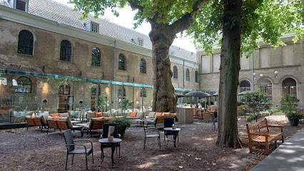 Art & Dining