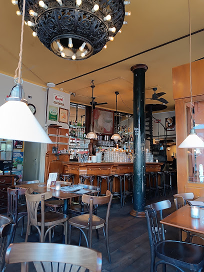 Cafe Van Zuylen